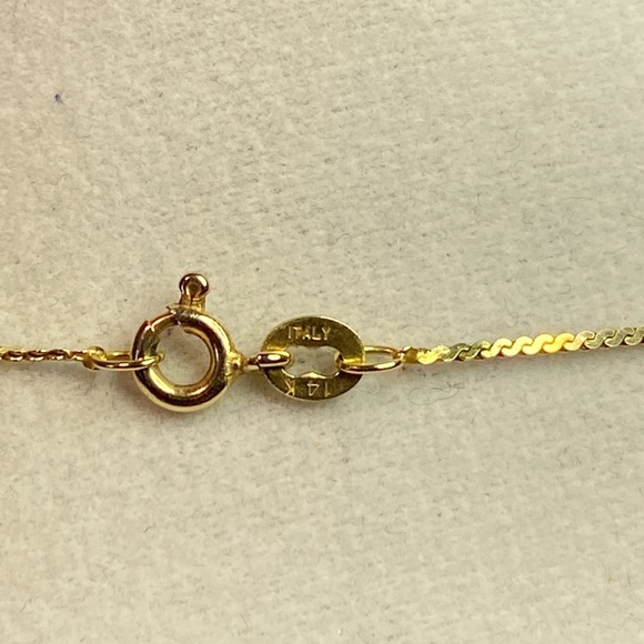 Solid 14k gold 2-tone open heart necklace with genuine Diamond accents - Picture 4 of 7